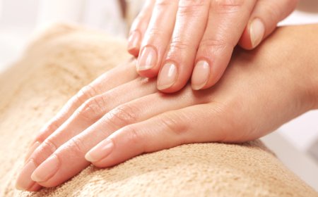 How to Maintain Healthy Nails – Expert Nail Care Tips