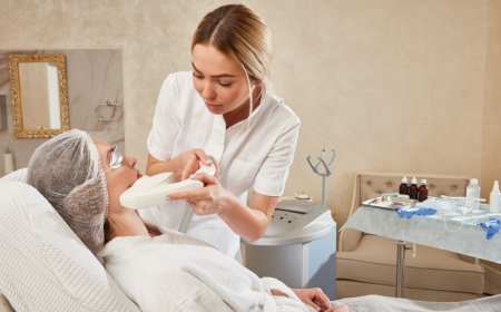 Best Non-Invasive Aesthetic Treatments for Sensitive Skin in 2025