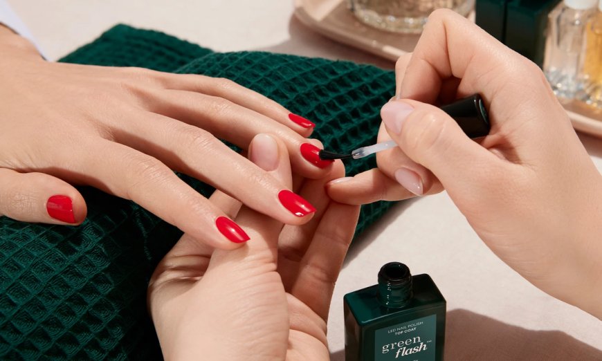 10 Secrets to a Long-Lasting Manicure with Green Flash™ Gel Polish