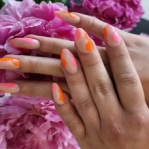 Luminous nails and spa Mahogany