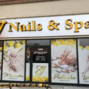 Y Nails Macleod