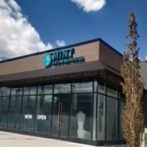 Mint Nails & Spa Lounge Deerfoot City