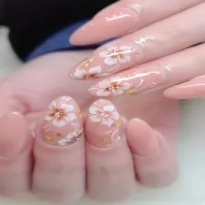 City Nails & Spa