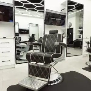 Manz Barber