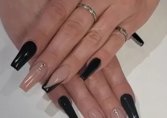 Adora Nails Salon & Spa (Cloverdale)