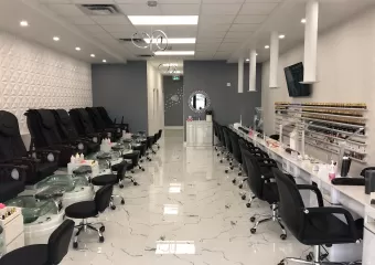 Ave.Nails & Spa