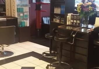 Byrons Hair Studio