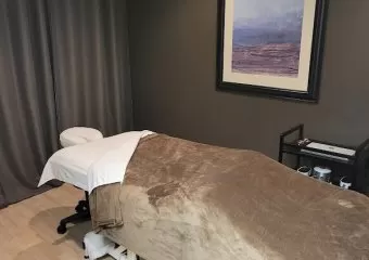 Crowfoot Chiropractic and Massage