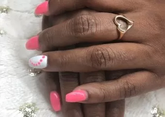 Custom Nails nail design by Akiko