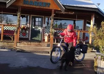 Deep Cove Market