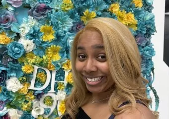 DOLL HOUSE 905 SALON & SPA - HAIR - NAILS- FACIALS- PIERCINGS- WAX