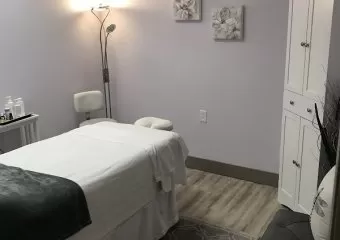 Dragonfly Oasis Massage