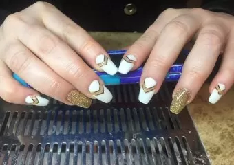 Glamorous Sculpture Gel Nails
