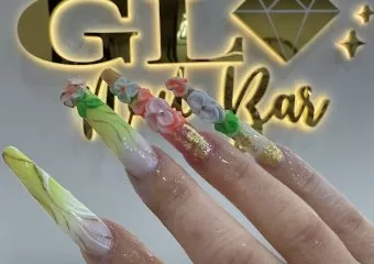 Glo Nail Bar