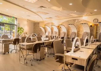 Golden Nail Lounge