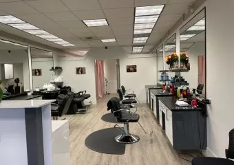 Julia Hair Design