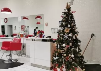 Kinder's Salon & Spa (Lacoste Blvd)