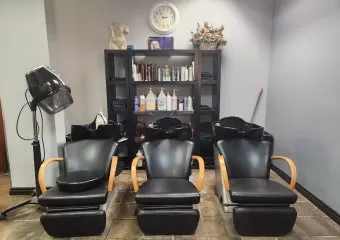 La Chic Hair salon & SPA, Calgary