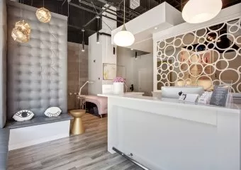 Lola Lash Bar McKenzie Towne