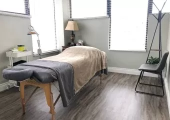 Maple Acupuncture and Massage
