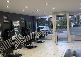 MASTER BARBER