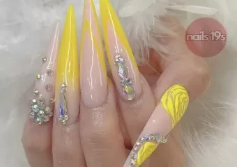 Nails 19s