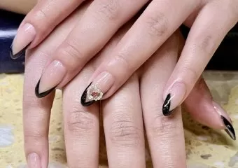 Studio Nails