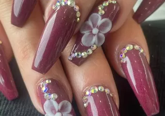 T&H Nails Sooke