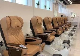 The Cedar Tree Nail Salon - 1699 Corydon Ave