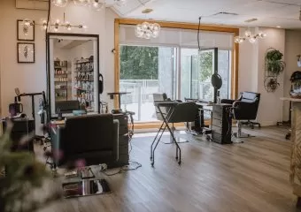 Vibe Hair Studio