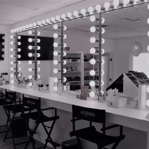 AdoniaaBeauty - Downtown