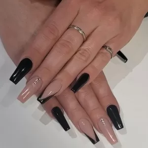 Adora Nails Salon & Spa (Cloverdale)