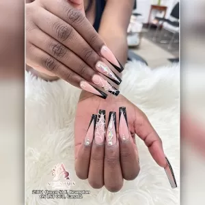 Alice's Nails