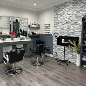 Ashnoor Beauty Salon