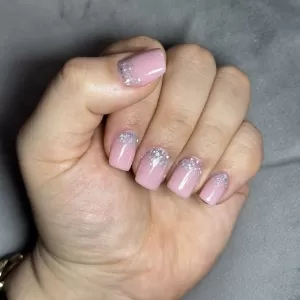 Beauty room nails
