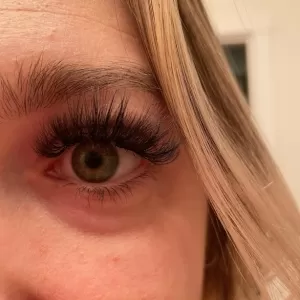 Black & Gold Lash Academy