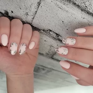 BLUSH Nail & Hair Bar Leduc