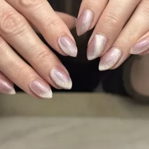 Coral Nails