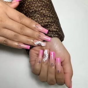 Dashing Nails