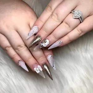 Divani Nails Tanning & Esthetic
