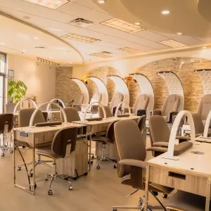 Golden Nail Lounge
