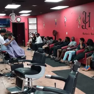 Hairstyle King BARBERS LOUNGE inc