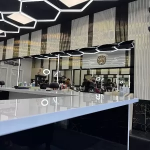 Happy Hair Studio - Brampton