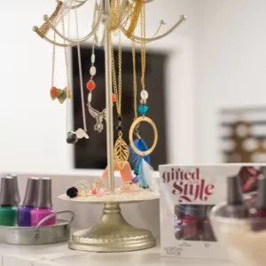 Hello Gorgeous esthetics