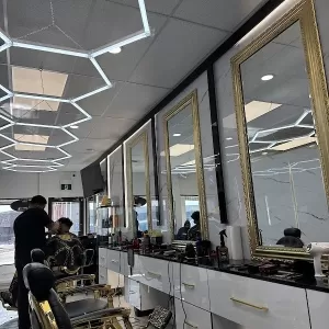 HOTCUTS UNISEX SALON ( DOWNTOWN )