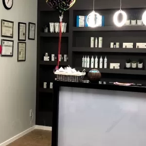 JiJi Nail Spa & Laser Centre