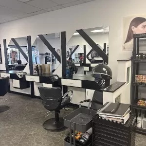 Lucky Barber Shop