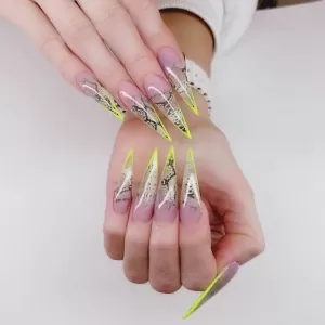 Lustry Nails & Spa St.Albert