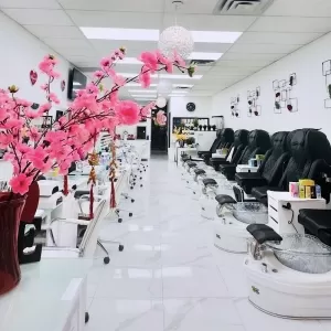 Luvie Nails & Spa