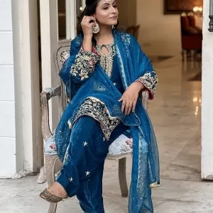 Makeup by Rajdeep Samra